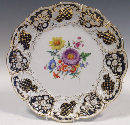 Lot 36 - A Meissen cabinet plate, the centre painted...