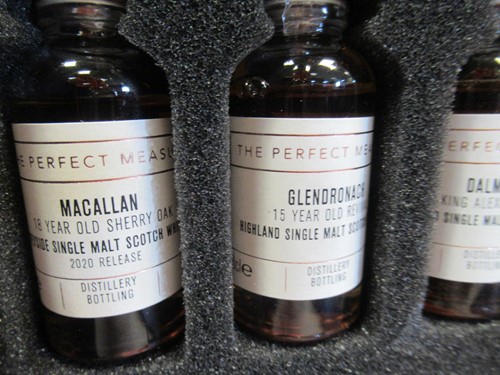 Lot 16 - The perfect measure tasting set, 20 whiskies...