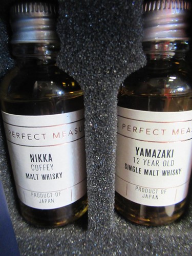 Lot 16 - The perfect measure tasting set, 20 whiskies...