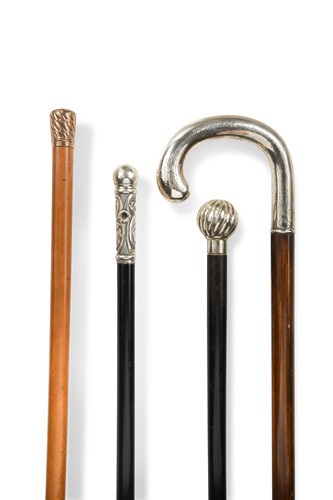 Lot 851 - A 9ct gold mounted malacca walking cane by Brigg, late 19th century