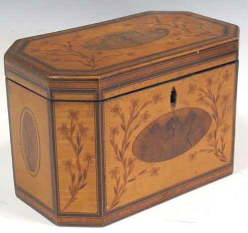 Lot 12 - A George III inlaid tea caddy, 12 x 20 x 11cm
