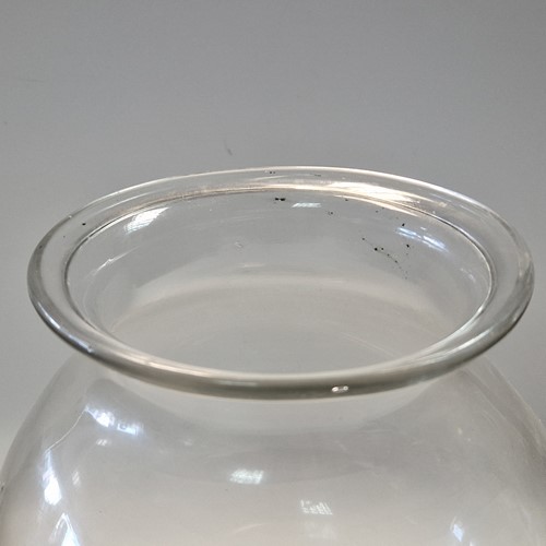 Lot 595 - A George III glass leech jar