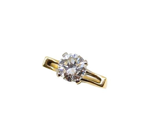 Lot 159 - A diamond single stone ring