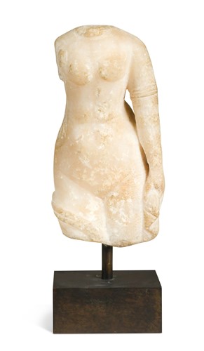 Lot 670 - A Roman white marble nude female torso