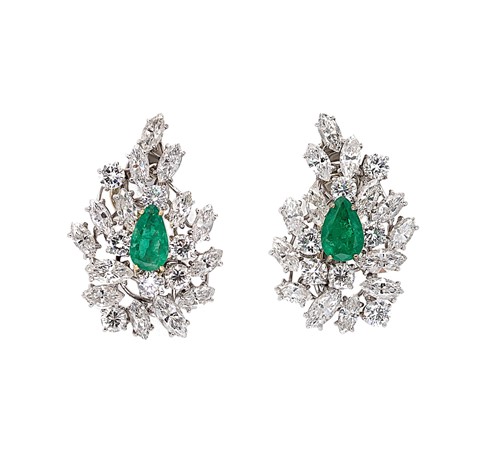 Lot 147 - A pair of emerald and diamond ear clips