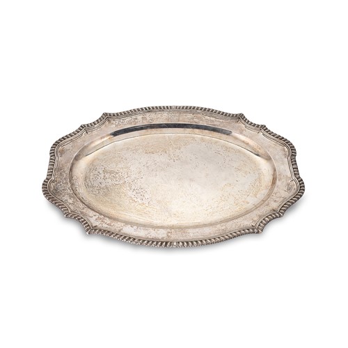 Lot 338 - A George II silver meat platter