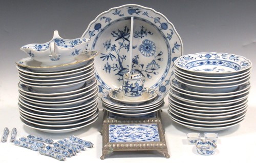 Lot 97 - A Meissen onion pattern part dinner service,...