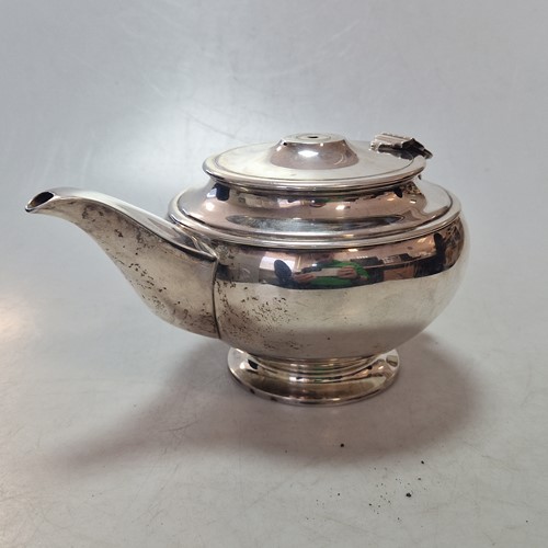 Lot 199 - A silver teapot, 20ozt (A/F)