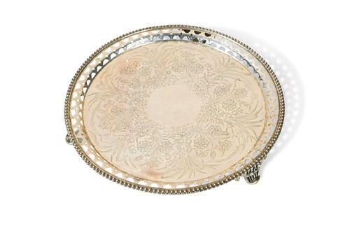 Lot 364 - A Victorian silver salver