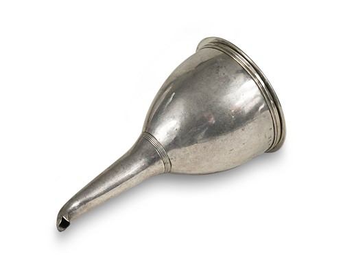 Lot 351 - A George III silver wine funnel
