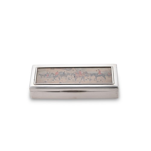 Lot 382 - A late Victorian silver table cigarette box