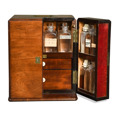 Lot 775 - A mahogany domestic medicine chest, 19th century