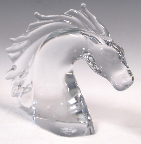 Lot 14 - A modern Daum glass horse's head, 24cm high