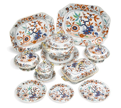 Lot 789 - An extensive Spode New Stone imari dinner service, circa 1815 - 25
