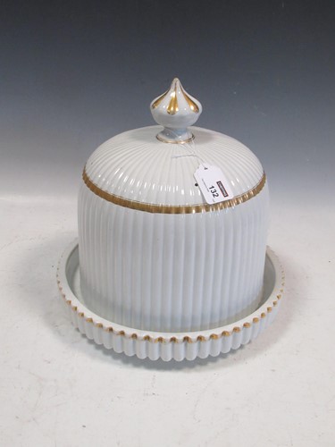 Lot 132 - A Copeland white and gilt cheese dome, 30cm high