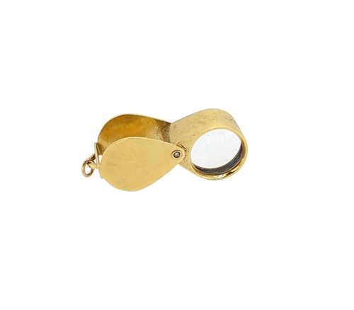 Lot 20 - An 18ct gold diamond set jeweller's loupe