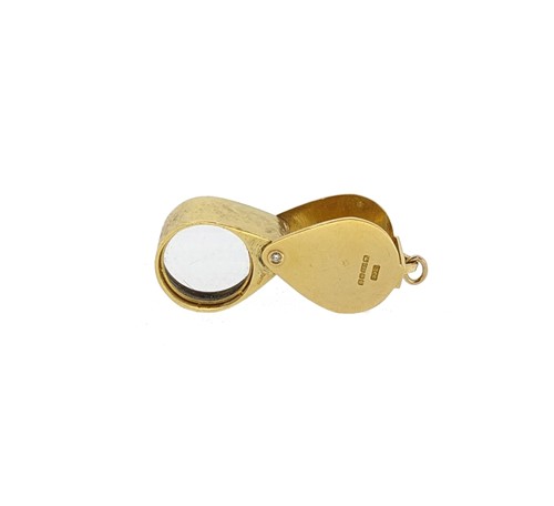 Lot 20 - An 18ct gold diamond set jeweller's loupe