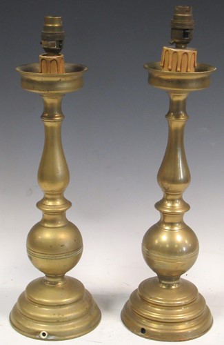 Lot 52 - A pair of brass table lamps, approx 46cm high (2)