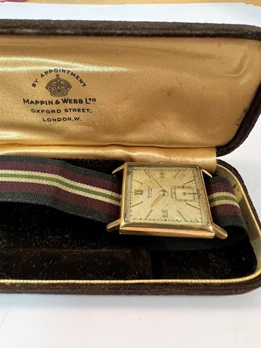 Lot 198 - Movado for Mappin & Webb, - A 9ct gold wristwatch