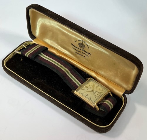 Lot 198 - Movado for Mappin & Webb, - A 9ct gold wristwatch