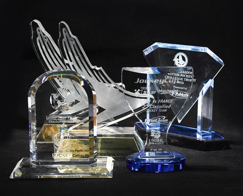 Lot 28 - A G2 Darley Prix Robert Papin cut glass trophy, awarded to Frankie Dettori