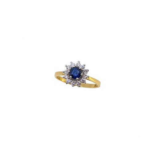 Lot 116 - An 18ct gold sapphire and diamond cluster ring