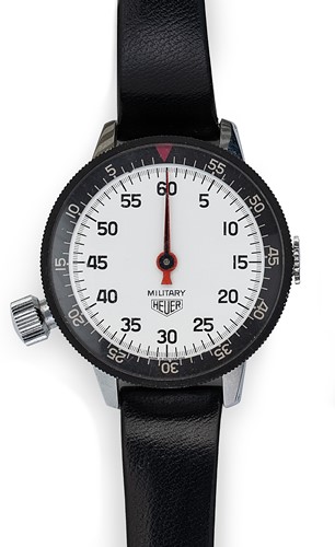 Lot 197 - Heuer - A steel 'Game Master Military' stop watch