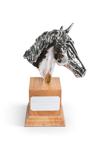Lot 49 - A McGee Group EBF Stallions Winning Jockey horsehead trophy, awarded to Frankie Dettori