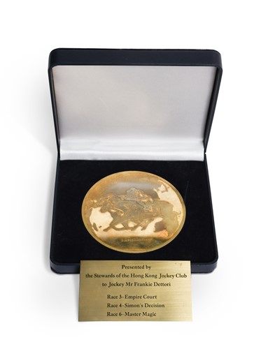 Lot 37 - A Hong Kong Jockey Club International Jockeys' Championship medal, awarded to Frankie Dettori
