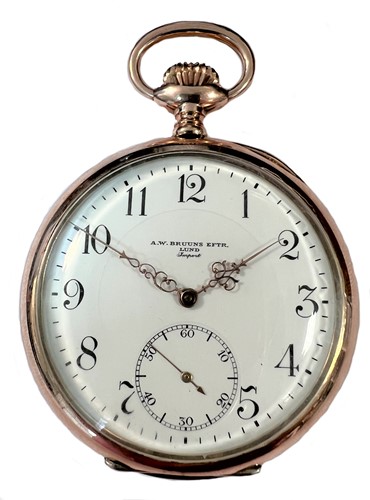 Lot 178 - A.W. Brunns Efterträdare, Lund - An imported Swiss silver and gold open faced pocket watch