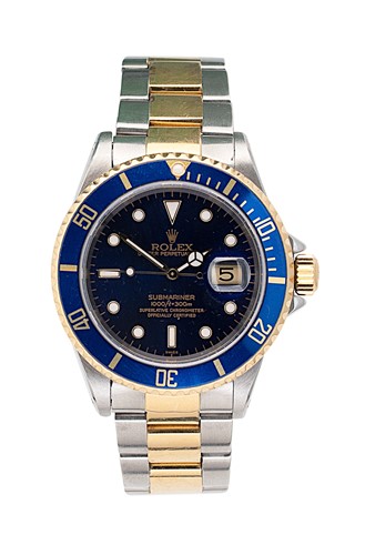 Lot 218 - Rolex - A 2-tone 'Oyster Perpetual Date Submariner' wristwatch