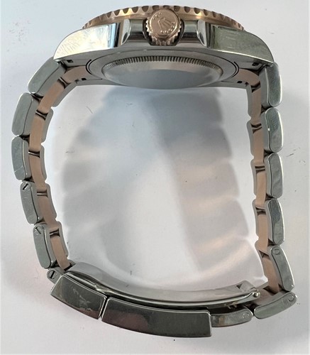 Lot 222 - Rolex - A steel and 'Everose' 'Oyster Perpetual Date GMT Master II' wristwatch