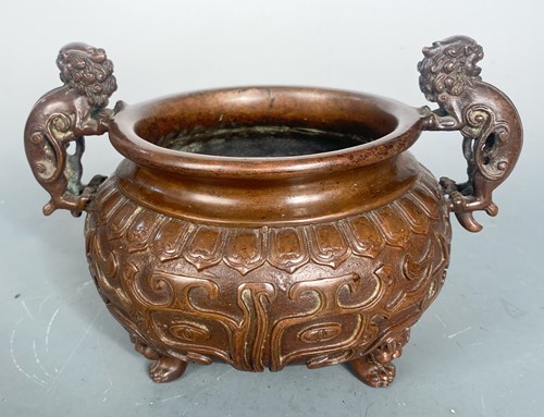 Lot 24 - A Chinese bronze archaic style censor, 20th century