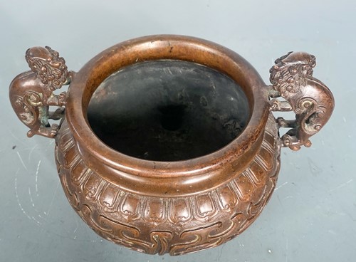 Lot 24 - A Chinese bronze archaic style censor, 20th century