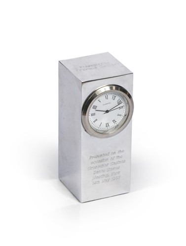 Lot 79 - A Quartz Grosvenor Casinos small desk clock, awarded to Frankie Dettori