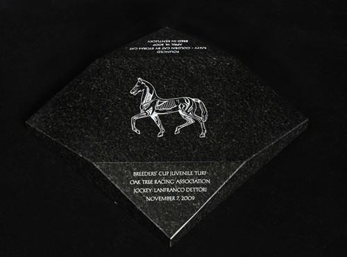 Lot 18 - A Breeders' Cup Juvenile Turf stone plaque, awarded to Frankie Dettori