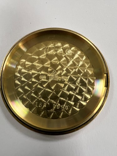 Lot 403 - Omega - An 18ct gold 'de Ville Prestige' wristwatch
