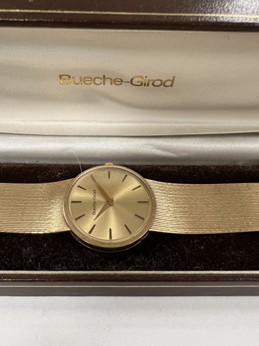 Lot 364 - Bueche-Girod - A 9ct gold wristwatch