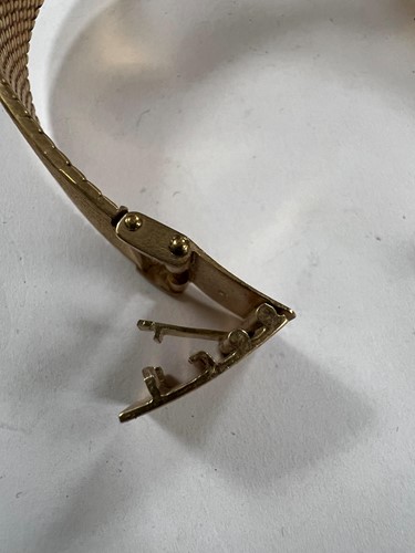 Lot 364 - Bueche-Girod - A 9ct gold wristwatch