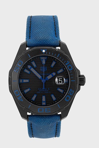 Lot 424 - Tag Heuer - A titanium black PVD 'Aquaracer Blue' wristwatch