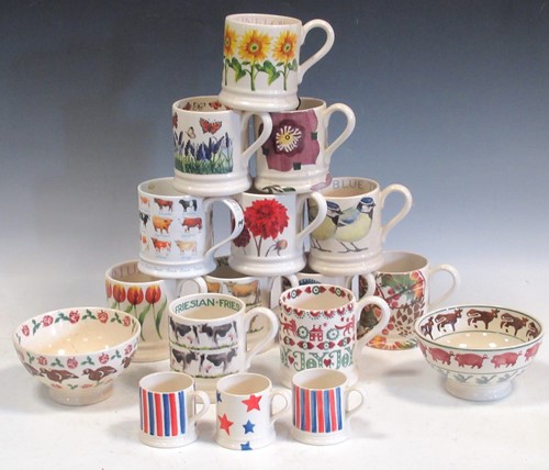 Lot 85 - A collection of Emma Bridgewater mugs, bowls etc