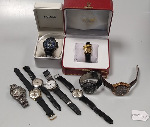 Lot 293 - A collection of 9 wrist watches