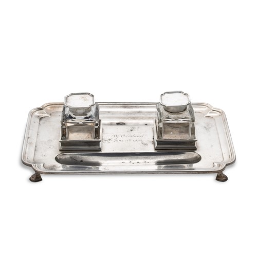 Lot 451 - A George V silver desk inkstand