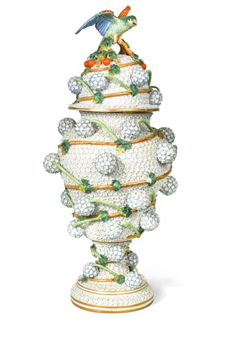 Lot 549 - A large Dresden Schneeballen vase and cover, circa 1870