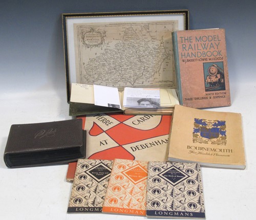 Lot 149 - A box of 19th and 20th Century ephemera...