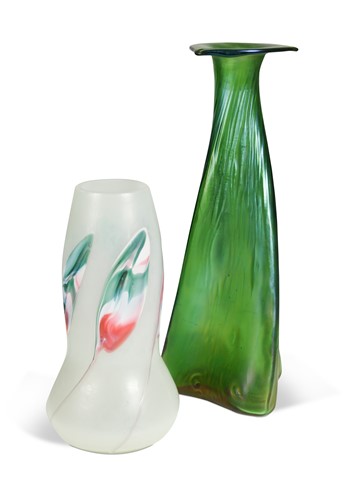 Lot 2 - A Loetz green propeller vase