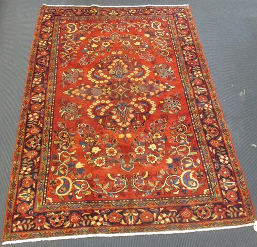 Lot 369 - A Lilian rug 220 x 153cm