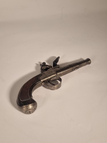 Lot 442 - A pocket pistol by Turvey, 18th century