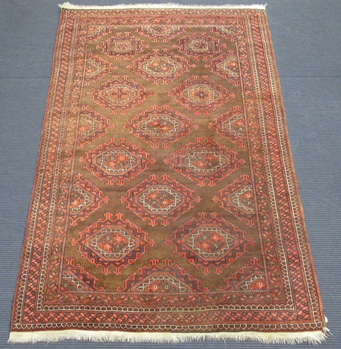 Lot 367 - An early 20th century Tekke Turkmen rug - 130...