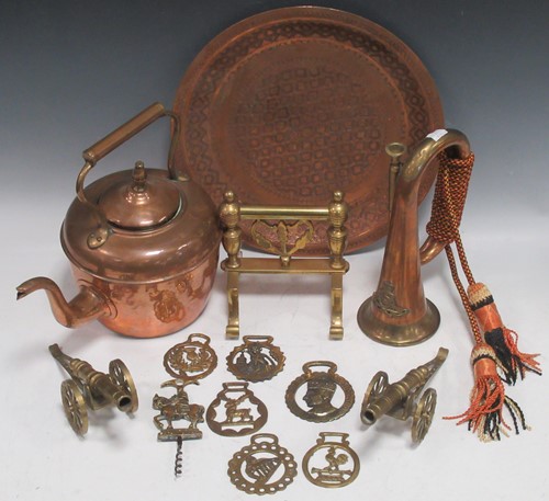 Lot 60 - Various metalwares to include a pair of brass...